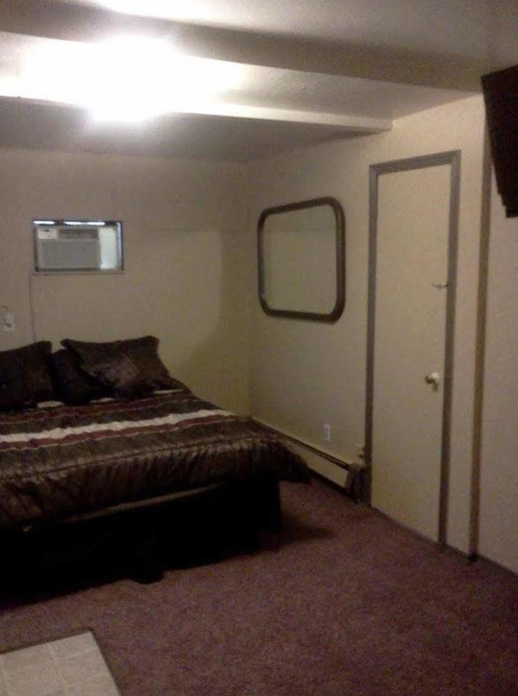 Pillow Talk Motel Wellington Exterior photo