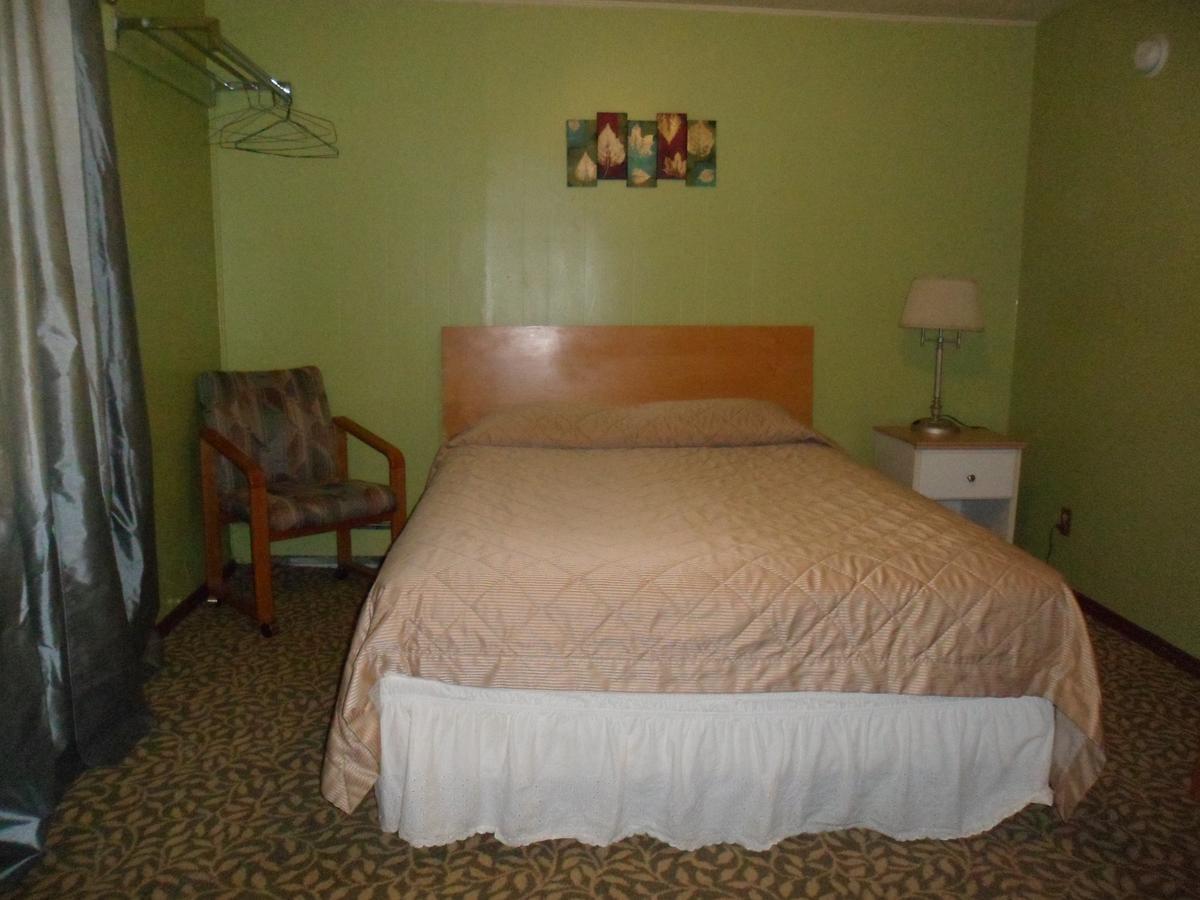 Pillow Talk Motel Wellington Exterior photo