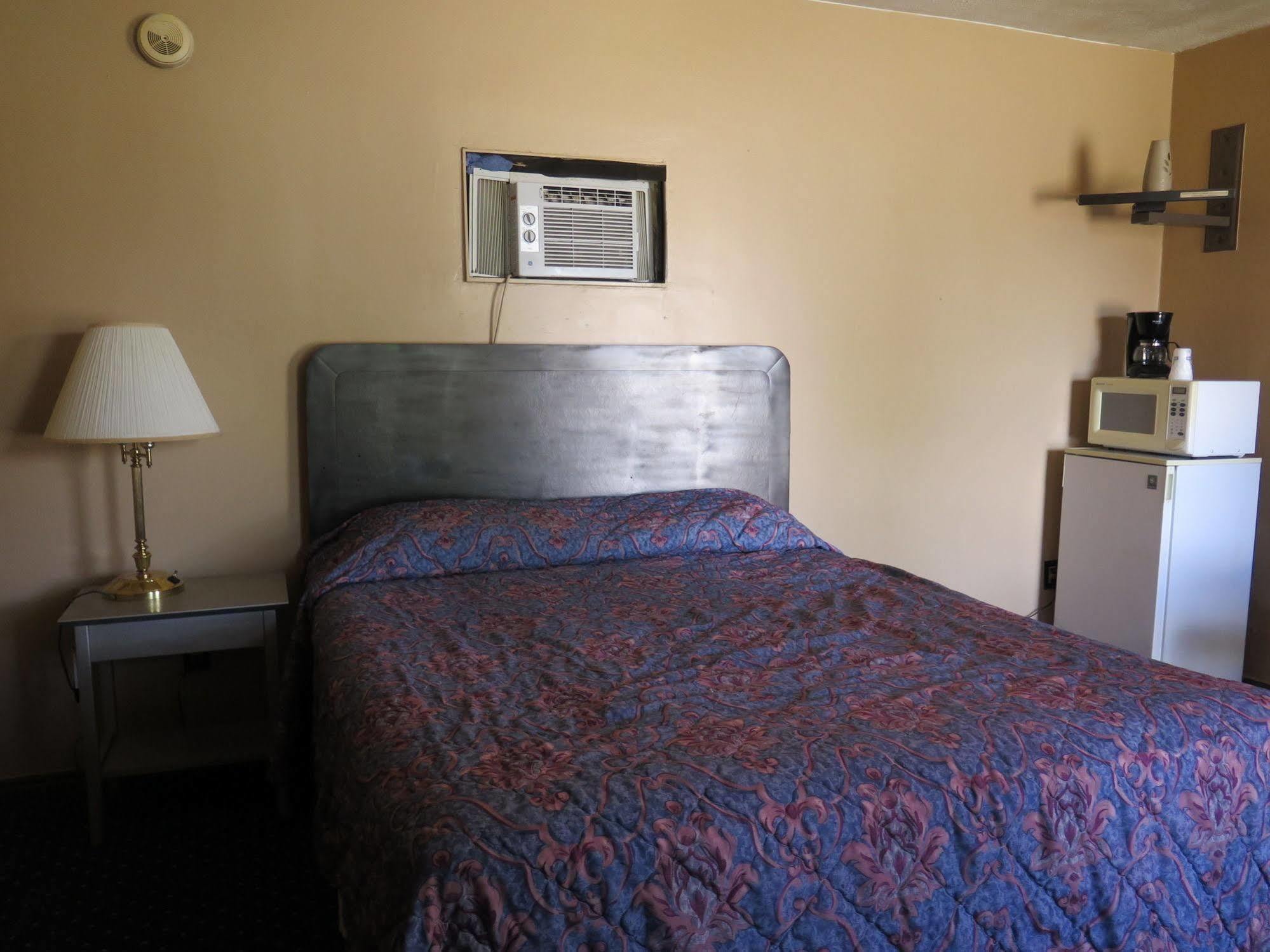 Pillow Talk Motel Wellington Exterior photo